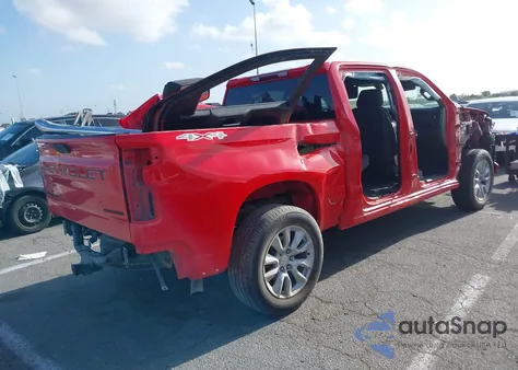 2021 Chevrolet Silverado 1500 4Wd Short Bed Custom из США, поврежденный, VIN 3GCPYBEK9MG186717